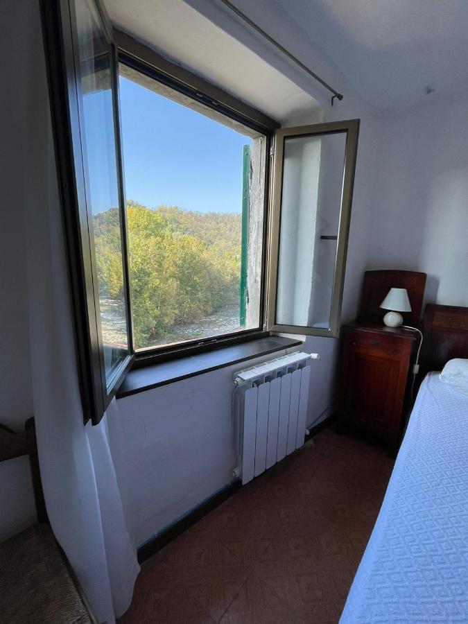 Casa Vacanza Pegrini Nel Centro Storico Di Gavi Exterior photo